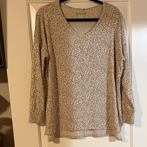 American Eagle Leopard Long Sleeve Top
